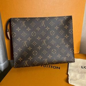 Louis Vuitton Pouch